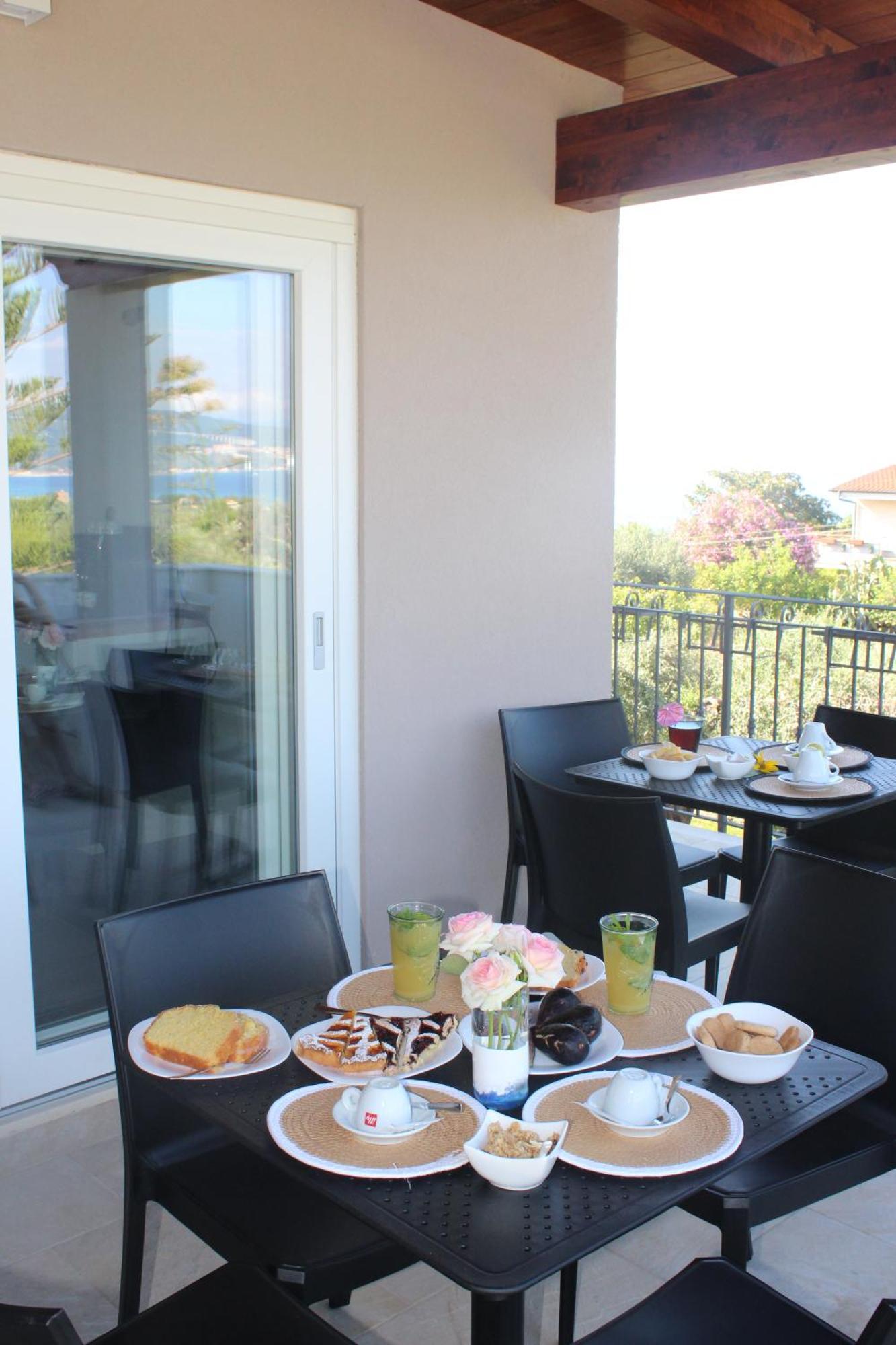 Residenza Anna Calabria Bed & Breakfast Briatico Exterior photo